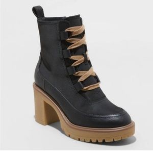 Universal Threads Glenda Boot Bootie Lug Bottom Lace Up women’s size 8.5